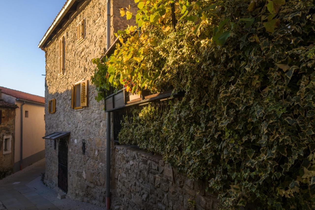 Apartment Villa Irena Great For A Family Holiday With Free Parking And Ev Station Ajdovščina 외부 사진