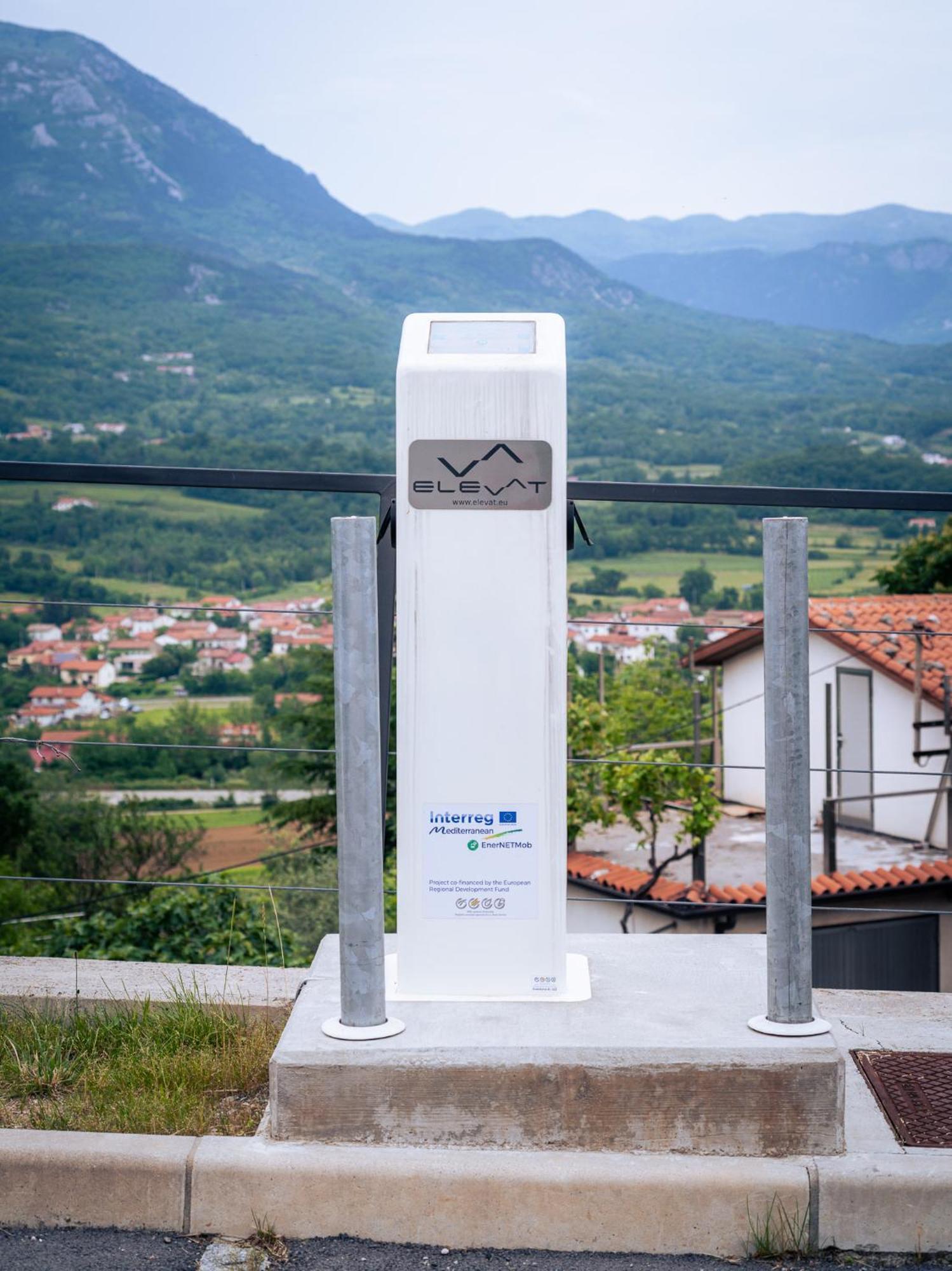 Apartment Villa Irena Great For A Family Holiday With Free Parking And Ev Station Ajdovščina 외부 사진